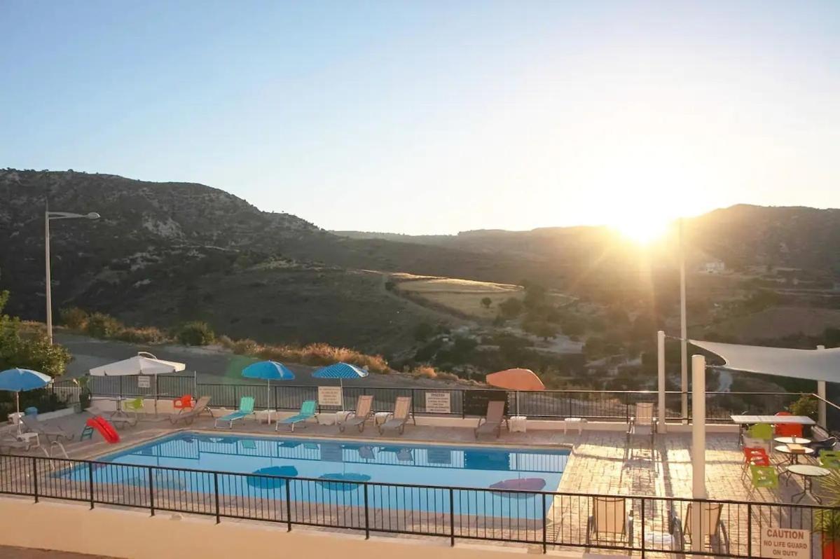 Panoramic Holidays Peyia Exterior photo